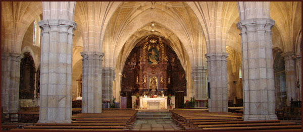 Interior del Templo de Rocamador